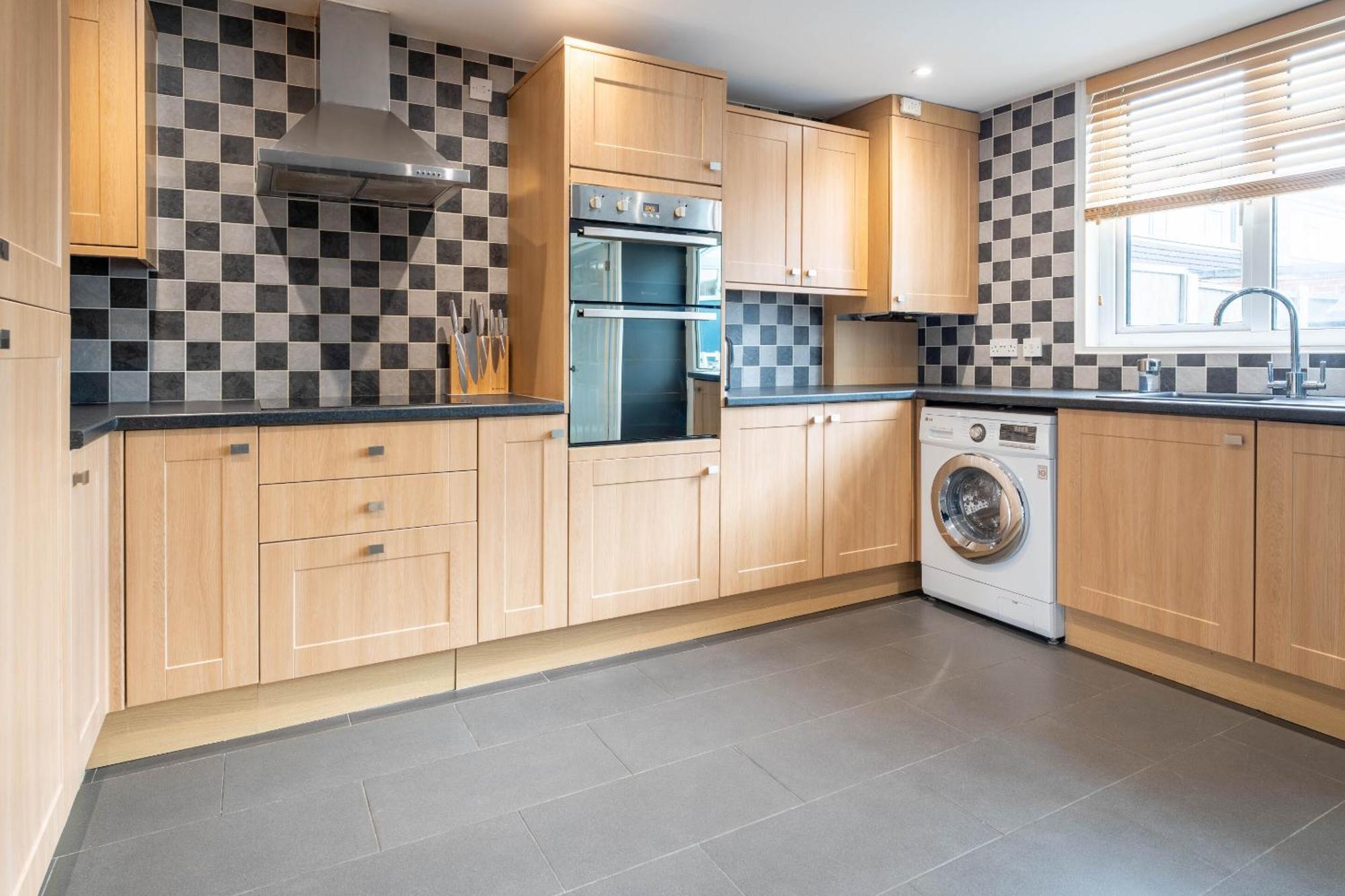 הורלי Gatwick Place - 4 Bed 2 Bath Self Contained House With Private Garden מראה חיצוני תמונה